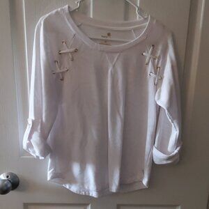 Women's white top